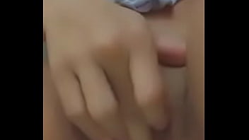 Novinha Casada Masturbando Para Marido