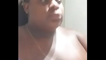 Jojo Todynho Marcando O Bico Do Peitão