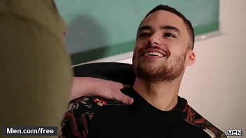 (beaux Banks. Blake Hunter) – Hunting Beaux Part 1 – Trailer Preview – Men.com