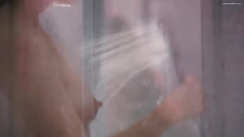 Julianne Moore – Chloe (2009)