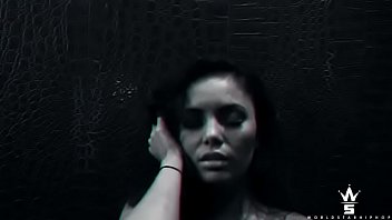 Justeen, Jaro, White