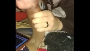 Pau Grande E Novinha Mamando