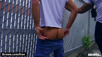 Man Get Himself Two Dick While On Chained – Bromo