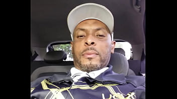 Mostrando O Pau No Carro