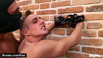 Dudes Wanted Ass More Than Anything – Bromo