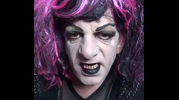 Crossdressing Bisexual Sissy Mark Wright Wants To D. Another Mans Piss Would You Piss In His Mouth If He Opened It Up Wide For You