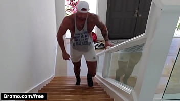 (billy Santoro, Michael Roman) Is Getting Sexually Attracted To Each Other – Bromo