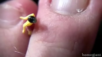 Summer Fun (preview) – Giant Footplay With Tiny Man Cockplay