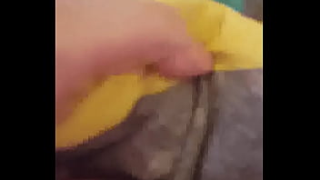 Saras Adventures – Pussy Playing With Full Bladder Makes Her Pee In The Bed