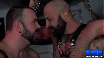 Chubby Bear Fuck Hairy Bottom