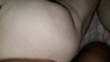 Cojiendo A Mi Vecino