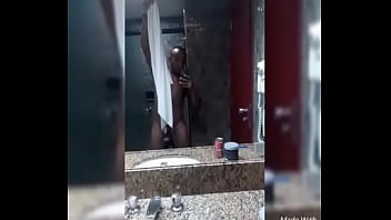Desafio Da Toalha Molhada... Tora Preta, Dura E Grossa Pra Voce