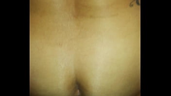 Tirándome A La Empleada A Escondidas De Mi Mujer