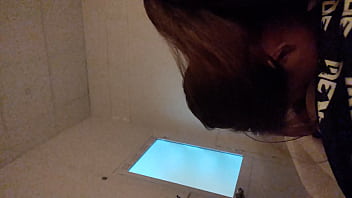 Quay Len Ban Gai Bu Cu