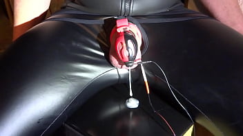 E-stim Cum Milking With Chastity Cage – cum, bdsm, fetish, orgasm, gay, electro, estim, chastity, e-stim, hands-free, electro-stimulation, e – Video 2327127