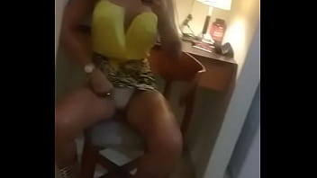 Essa Deusa Esta Sozinha No Confinamento Esperando Voc_