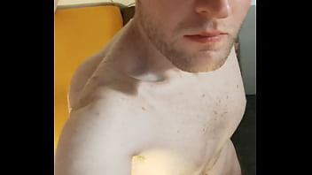 Shake Video He Shake It