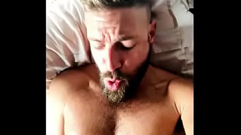 Using Tantra While Jerking Off –