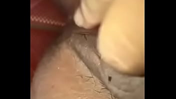 Nứng lồn tìm 1 anh. Bú