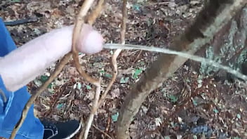 Handsfree Pee In Woods