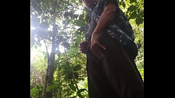 Lek, Pintudo Mijando Na Mata