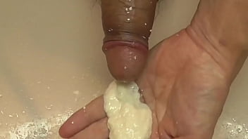 こんな射精してみたい—１ケg月 オナ禁すると、いつもドロドロになってしまいます。