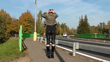 Maky – Latex, Walking, Public, Leggings – Unknown – 2025 – Intense – Show – Video 2188606