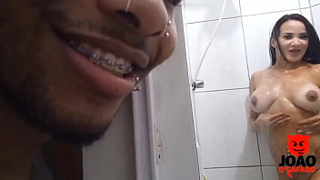 Putaria No Banheiro Com Amiga – Bianca Naldy * Joaoosafado