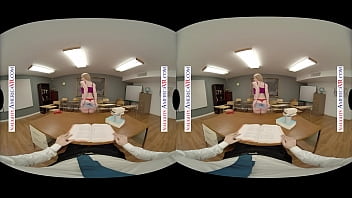 Naughty America – College Babe, Emma Starletto, Likes To Flirt With Everyone But What She Really Wants Is The Professor To Fuck Her In The Classroom!!