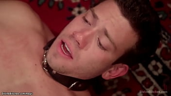 Busty Femdom Riding Face To Bound Man