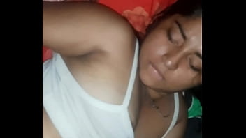 Disfrutando De Mi Amigo Me Vino A Visitar Y Me Pegó Una Rica Cojida