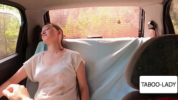 Fake Taxi, The Taxi Driver Drove Into The Forest And Fucked The Passenger’ Girl, She Helped To Finish And Was Satisfied