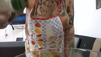 Yemaya The Busty Redhead Loves Having A Good Cum Breakfast