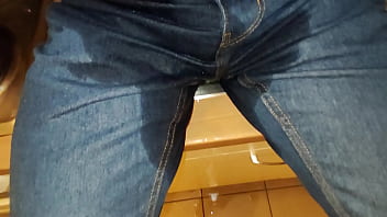 Gaste85, Peeing In My Jeans On The Sink