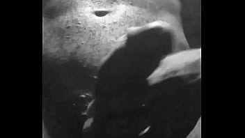 Itty Bitty Smoke N Stroke