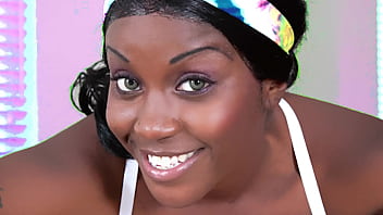 Black Amateur Babe Sucks A Dick And Gets Fucked