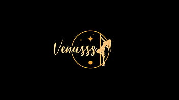 Tomando Jato De Gozada Na Boca Depois De Tomar Champanhe Nela – Cherry Adams E Venusss