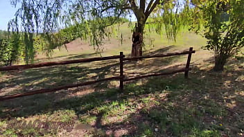 Flashing My Pussy In Front Of A Young Guy In Public Park And He Helps Me Squirt – It’ Very Risky – Misscreamy