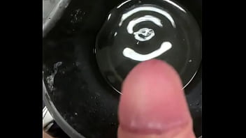 Cumshot, Work, Bucket – Cumshot – 2025 – Amazing – Show – Video 1971274