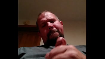 Close Up Bear Action