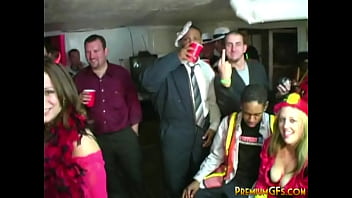 Girls Bang By Black Dude