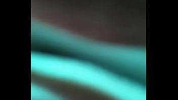 Alisson Viene A Cojer Con Migo Mientras Su Novio Trabaja