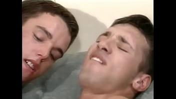Hermanos Follando - Real