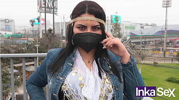 Ginezflowrs, La Gitana De Mirada Penetrante