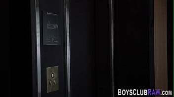 Gay Amateurs Raw Fuck During Threesome