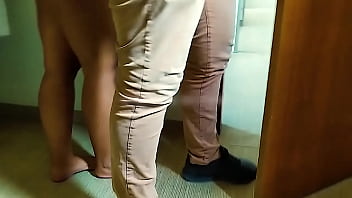 O Gerente Do Hotel Comeu Minha Esposa No Pelo