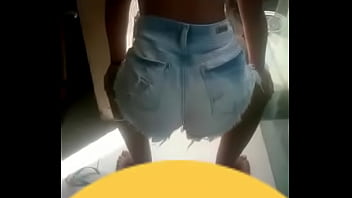 Pretinha Rebolando No Funk