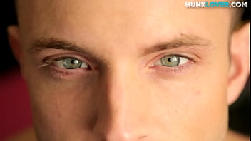 Shaved Amateur Hunk Softly Teases Body And Tugs His Rod