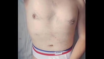 Me Deslecho En Calzones Blancos