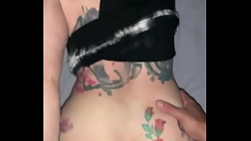 Novinho Tirando O Atraso Cm Uma Quarentona Tatuada